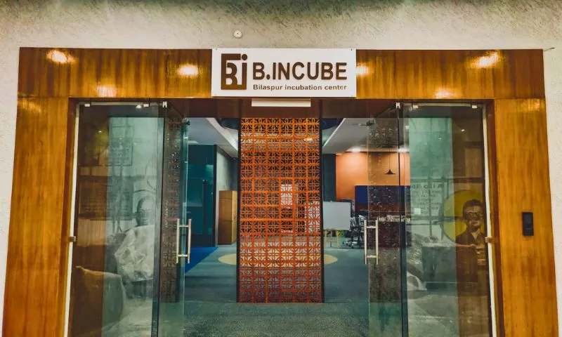 B.incube Bilaspur Incubation Center is located in Bilaspur, Chhattisgarh, India. The B. Incube startup incubation centre offers practical answers to the challenges that entrepreneurs face, as well as advice, resources, and insider information to help them strengthen and grow their businesses.